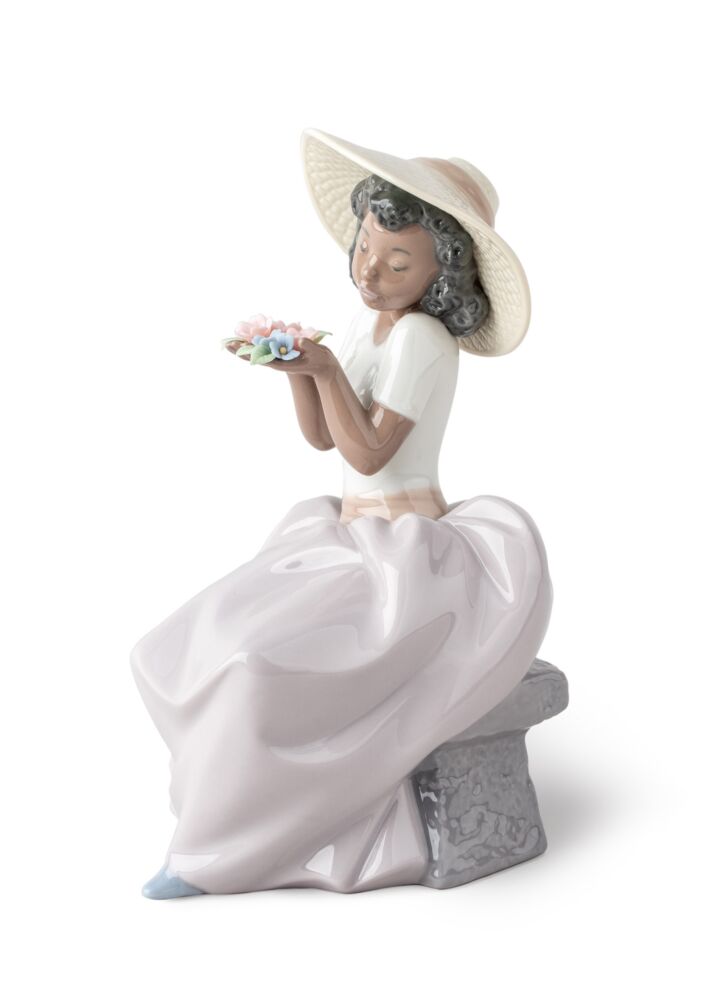 Figura niña Dulce perfume en Lladró