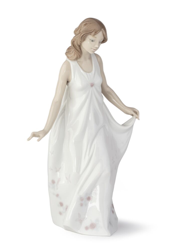 Wonderful Mother Figurine in Lladró