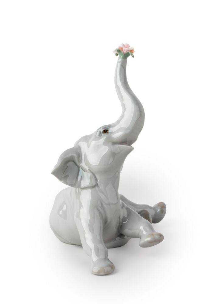 Figurina Elefante bebè con fiore rosa in Lladró