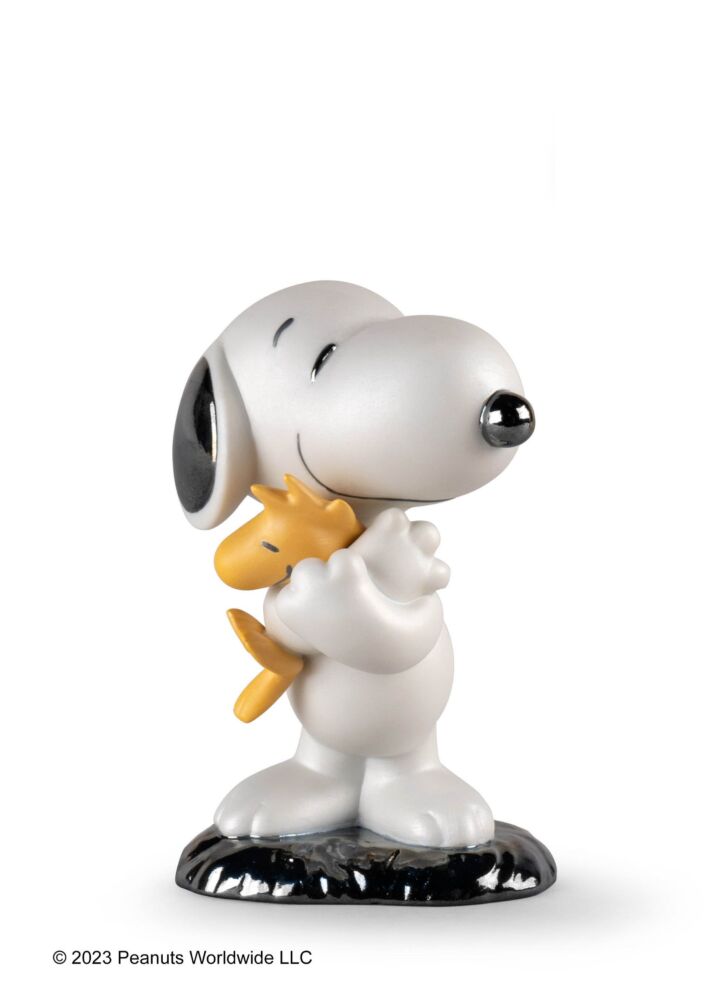 Snoopy&trade; Figurine in Lladr&oacute;