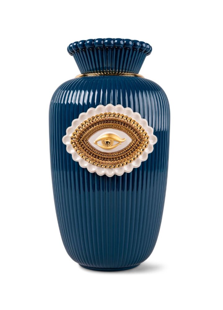 Lover's Eyes vase in Lladr&oacute;