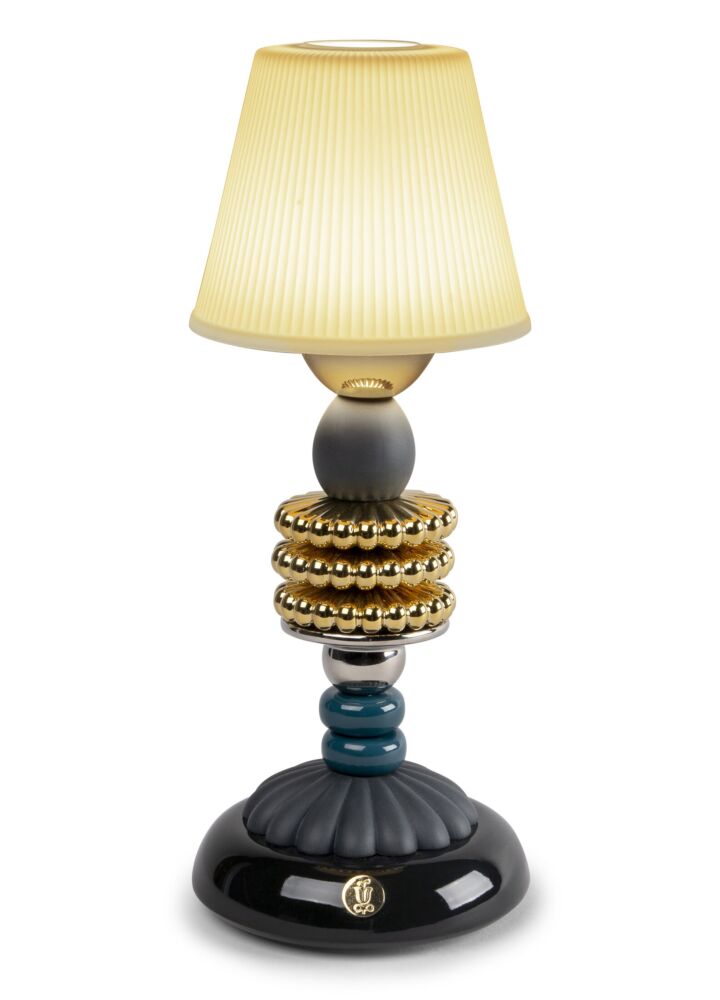 Firefly Lamp by Olga Hanono in Lladr&oacute;