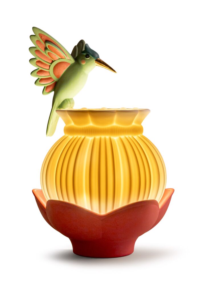 Utopical wireless lamp in Lladr&oacute;
