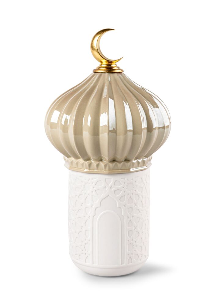 Majestic Nights candle - A Secret Orient (cream) in Lladró