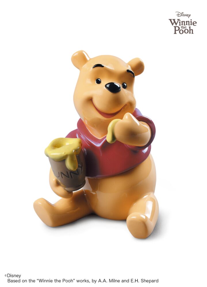 Figurina Winnie the Pooh in Lladró