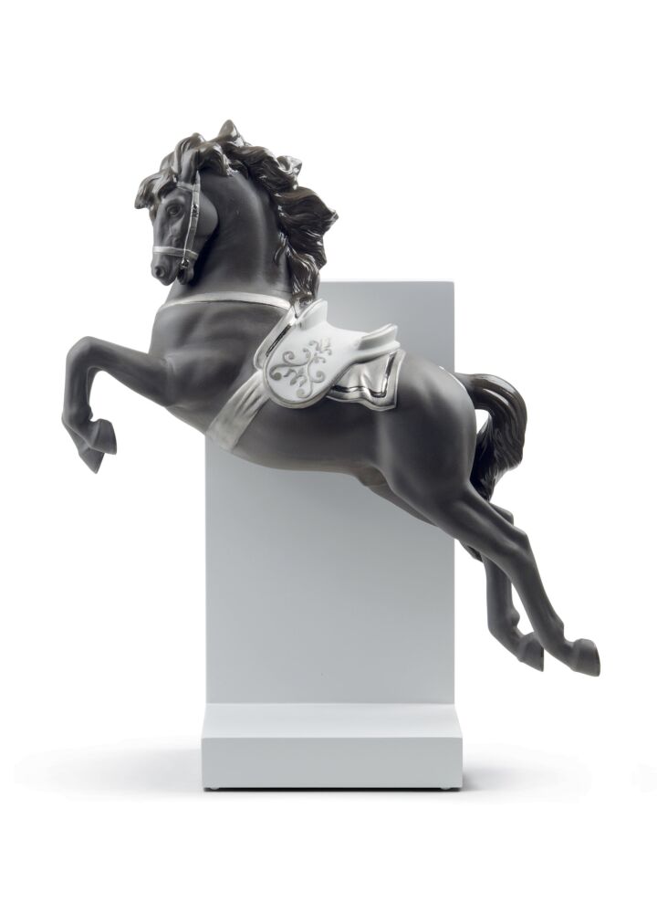 Figura Caballo en pirouette. Lustre plata en Lladró