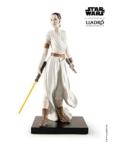 Rey&trade; Sculpture in Lladr&oacute;