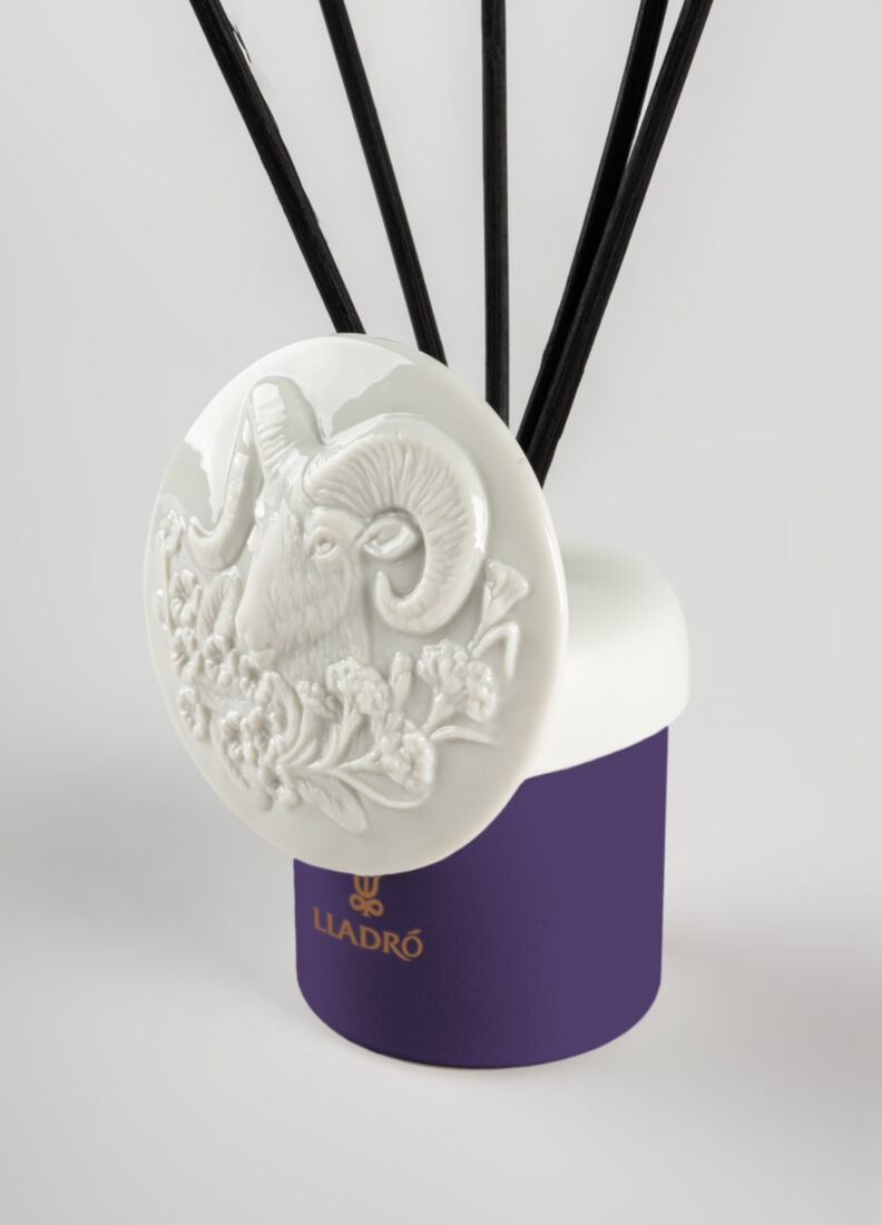 Goat perfume diffuser - On the Prairie, 1 of 4