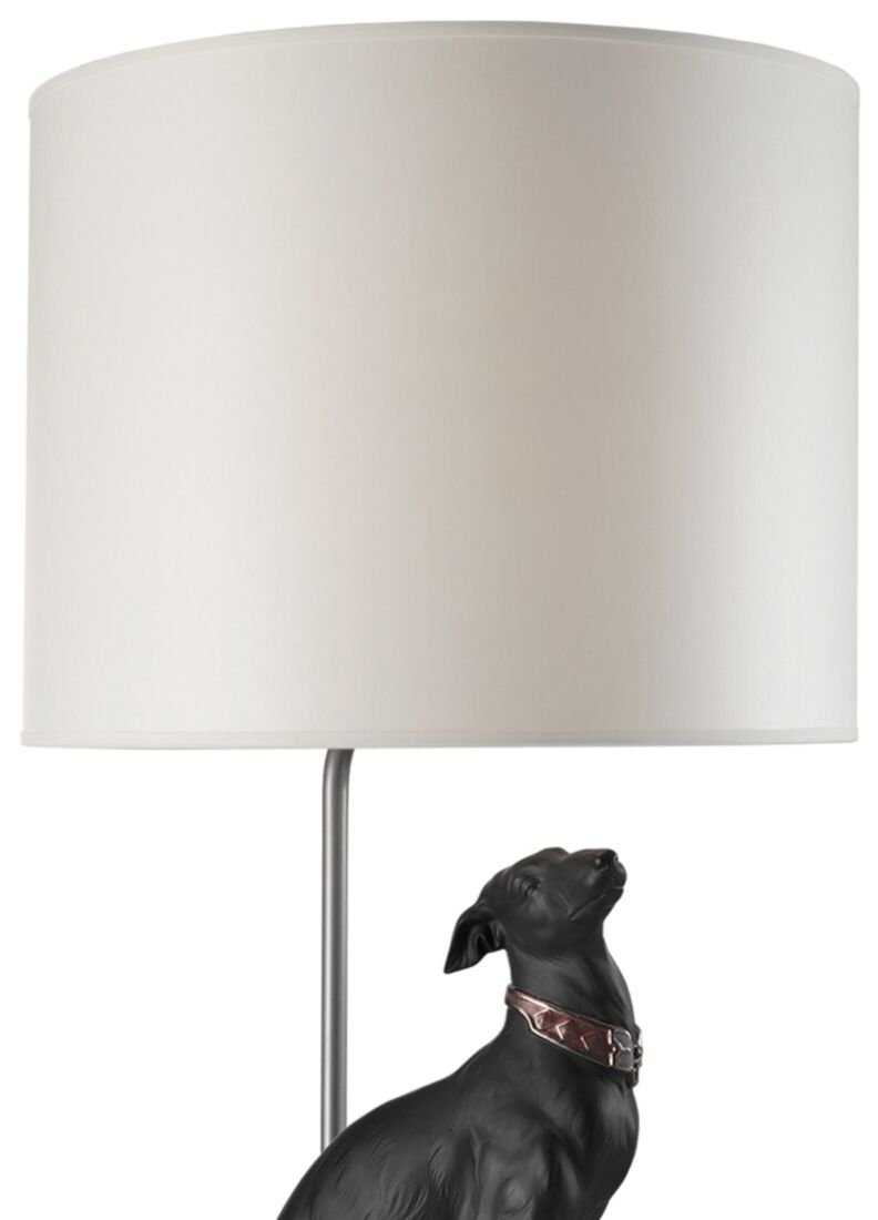 Lampada da tavolo Levriero attento (CE), 1 di 5
