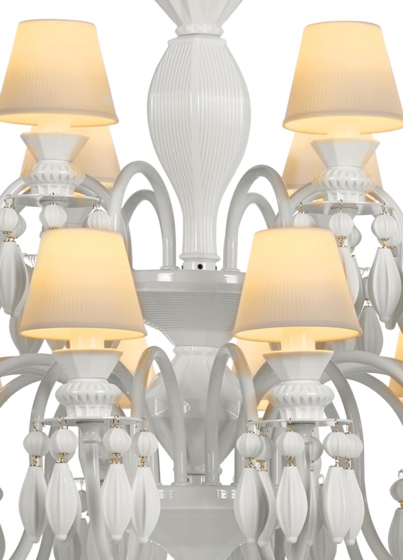 Chandelier Belle de Nuit 24 luces. Blanco (US), 1 de 5