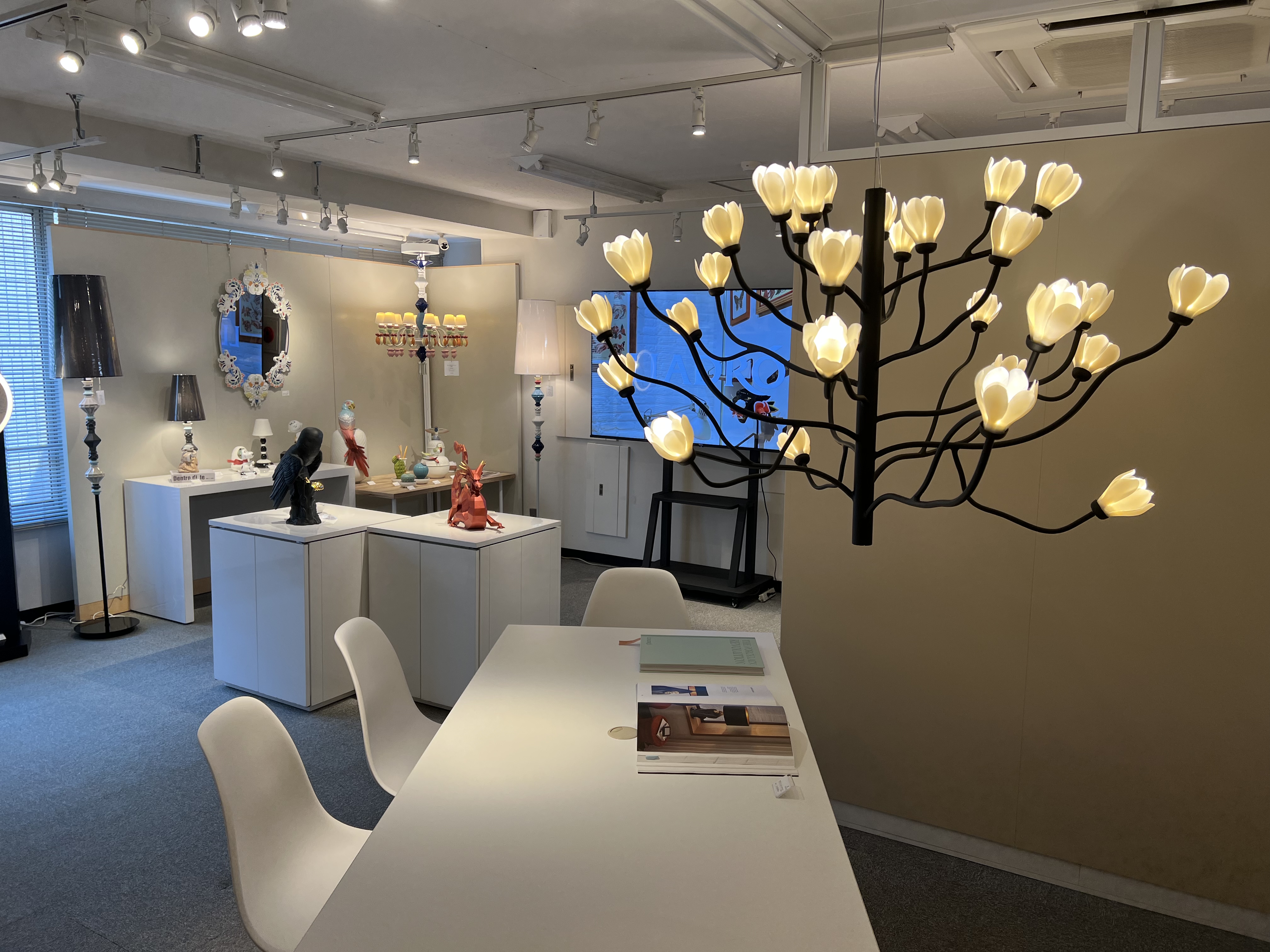 New aspect of the Ginza Boutique after its renovation