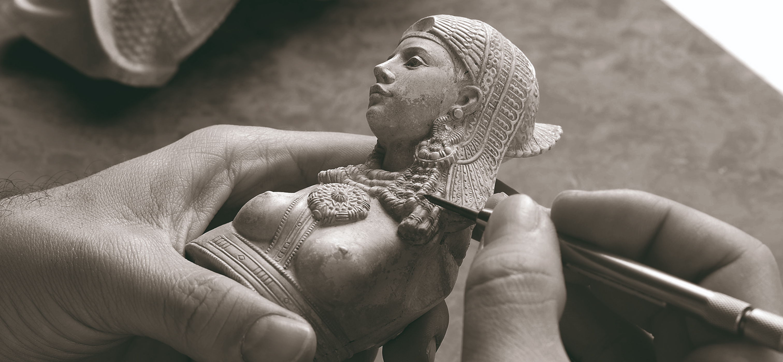 Detail and expertise in High Porcelain craftsmanship